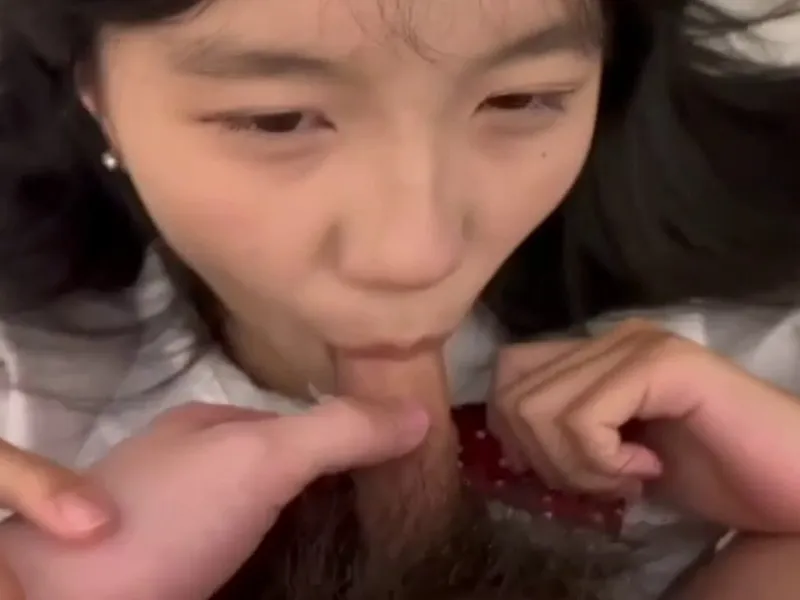 Em loli dễ thương mút cò biến em thành con em đào dam dang p2